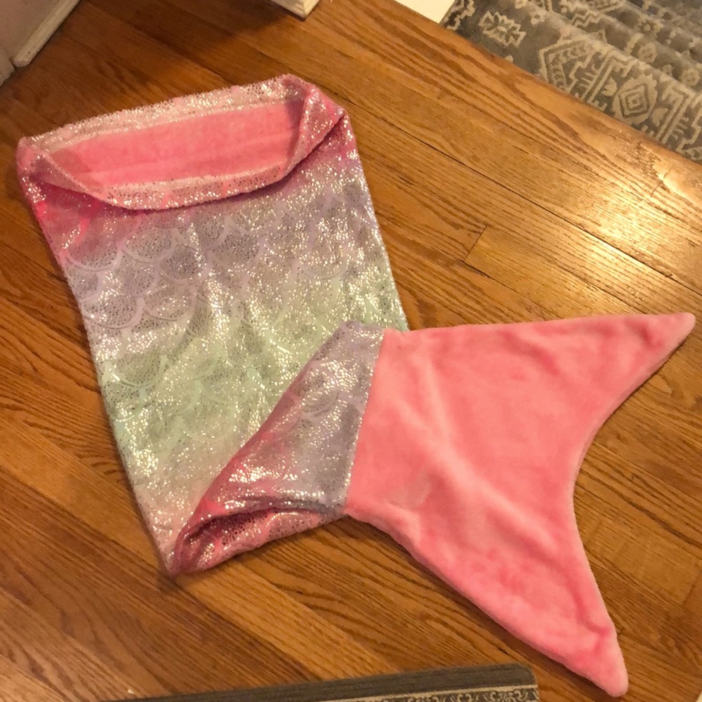 Mermaid tail blanket-Great Xmas gift!